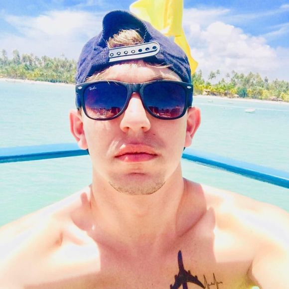 Meet your Posher, Diniz - Picture 1 of 1